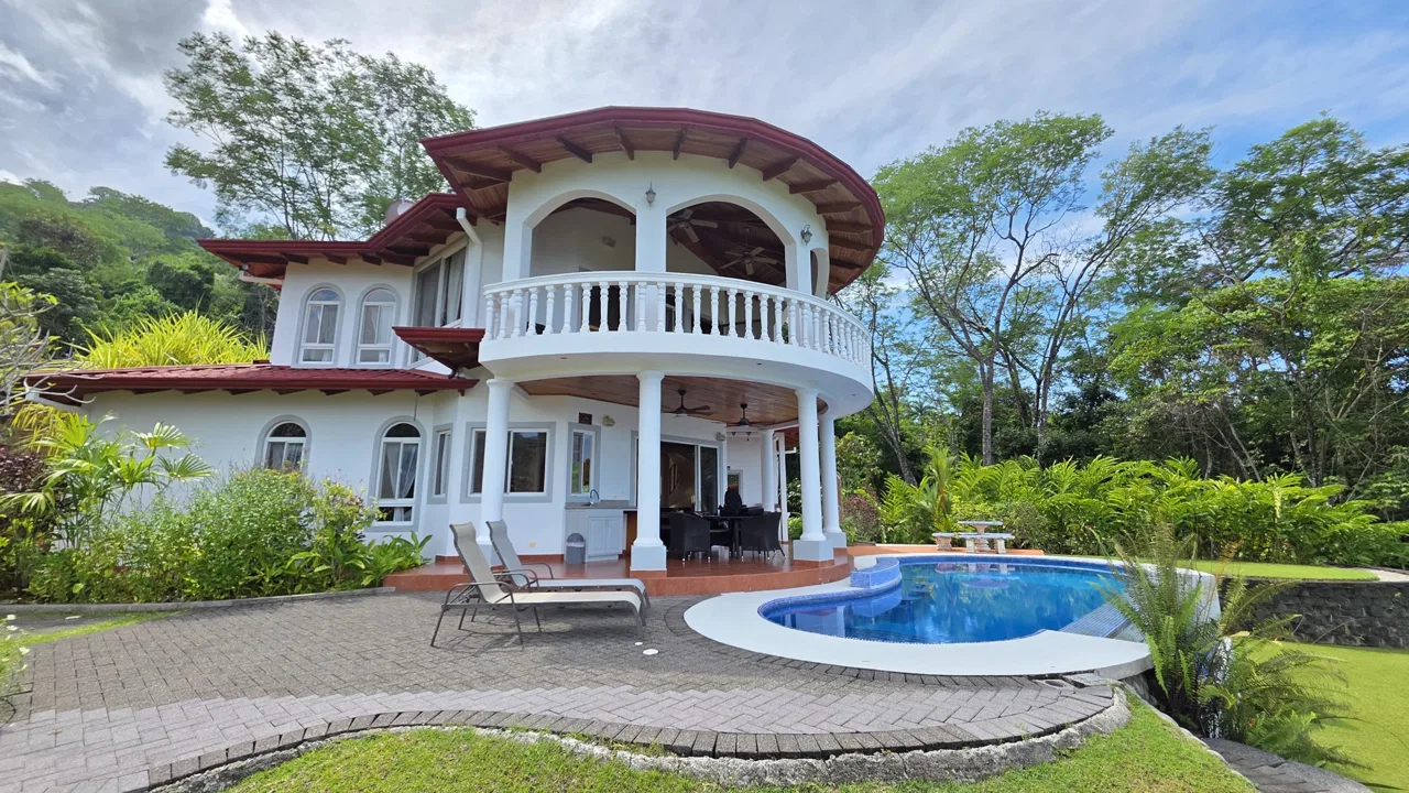 PROPERTY WITH FOUR BEDROOMS WITH OCEAN VIEWS, IN OJOCHAL – 0.54 ACRES, photo 3