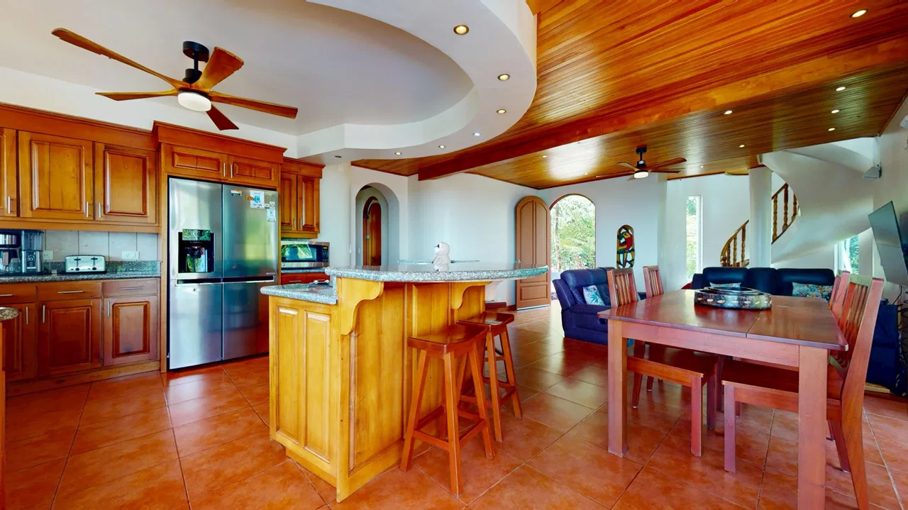 PROPERTY WITH FOUR BEDROOMS WITH OCEAN VIEWS, IN OJOCHAL – 0.54 ACRES, photo 23