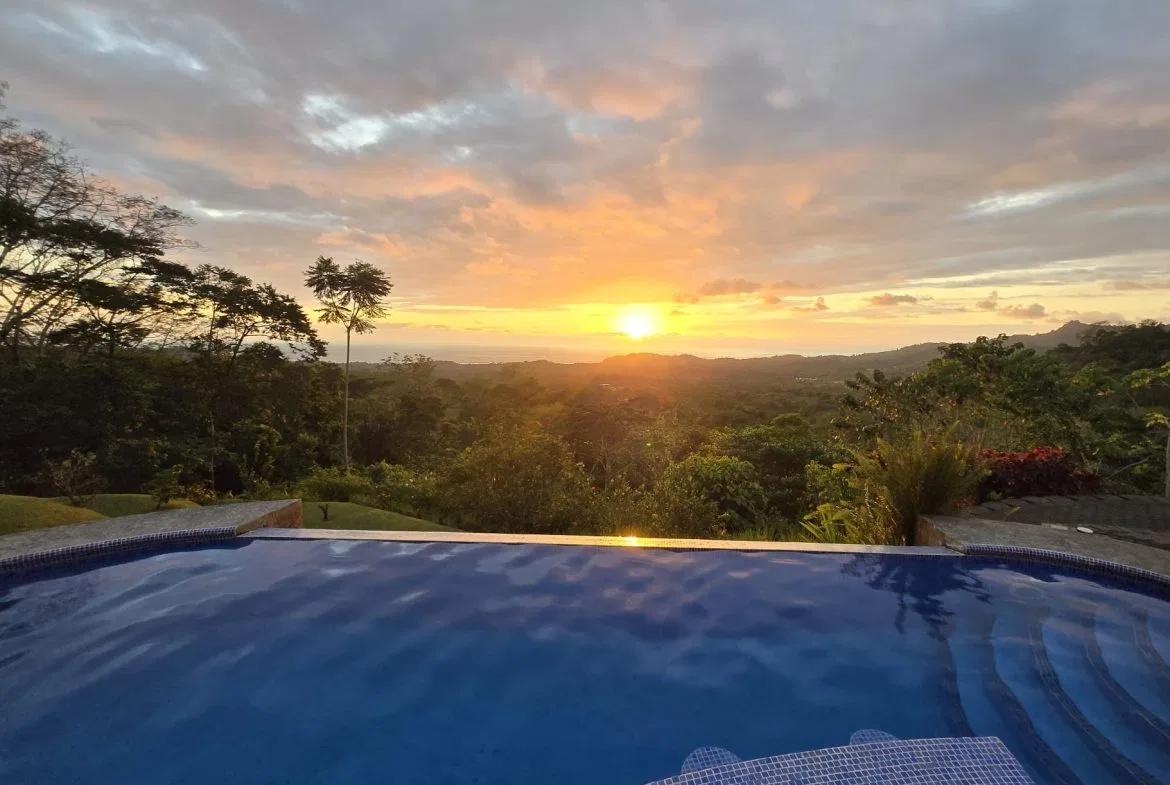 PROPERTY WITH FOUR BEDROOMS WITH OCEAN VIEWS, IN OJOCHAL – 0.54 ACRES, photo 6