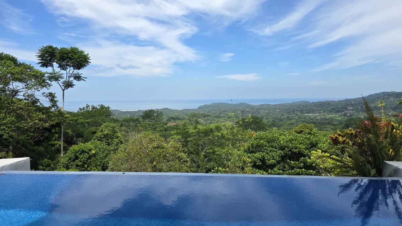 PROPERTY WITH FOUR BEDROOMS WITH OCEAN VIEWS, IN OJOCHAL – 0.54 ACRES, photo 9