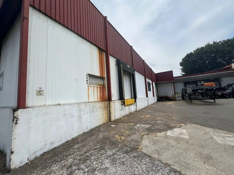 Commercial For Sale in Belen, photo 3