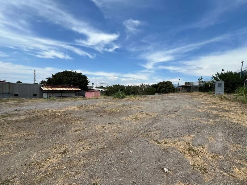 Commercial For Sale in Belen, photo 6