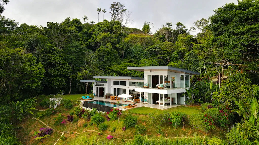 Ocean View 3 Bedroom Home in Exclusive Gated Community – 3 Acres, photo 2