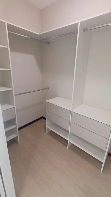 2.5 baños con cargador para carro eléctrico