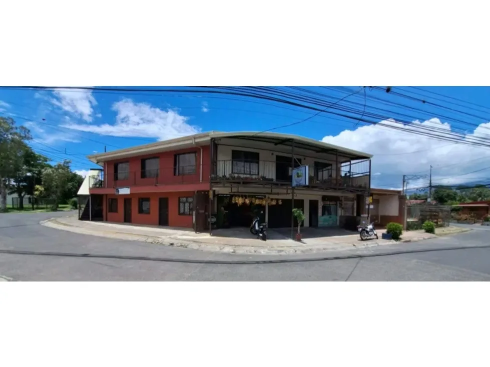 Venta de Edificio Comercial de 2 Apartamentos y 5 Locales comerciales, Agua Caliente de Cartago