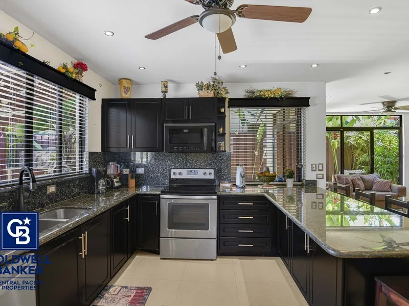 3 Bed Single Family Homes For Sale in Jaco, photo 4