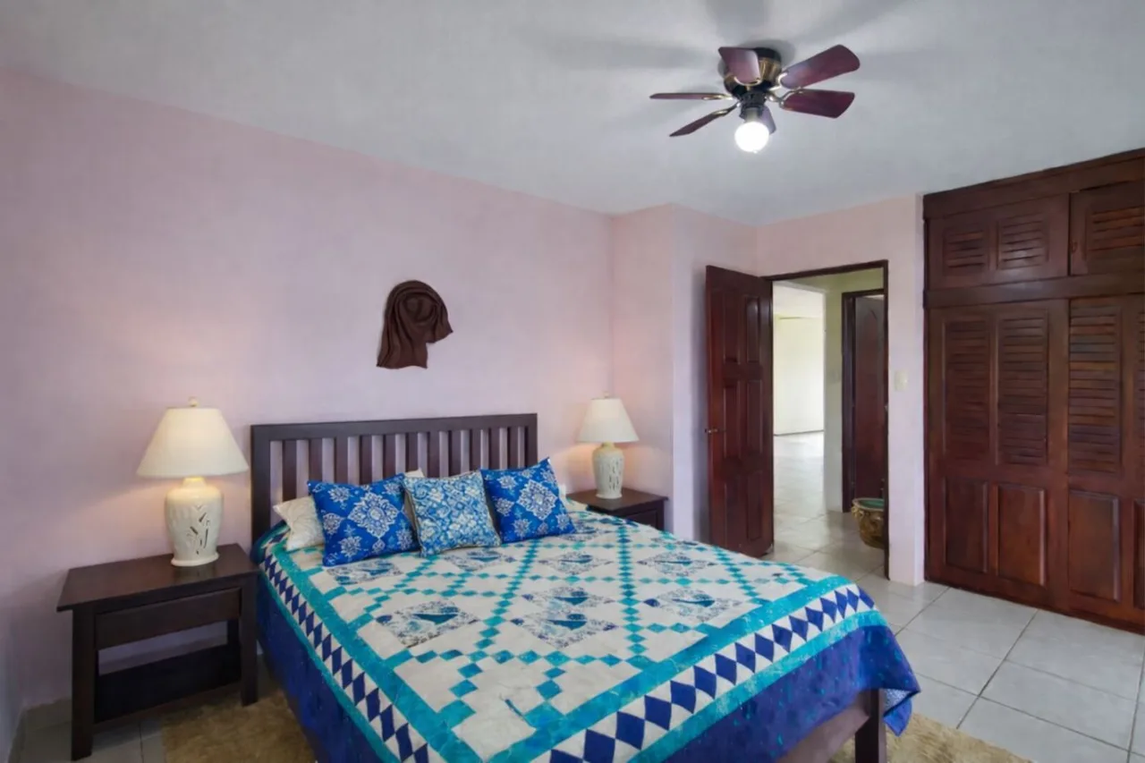 Private Off-Grid-Ready 8.15 Acre Estate with Panoramic Lake Arenal &amp; Volcano Views - Lower Level Apartment, Garage &amp; Workshop, photo 15