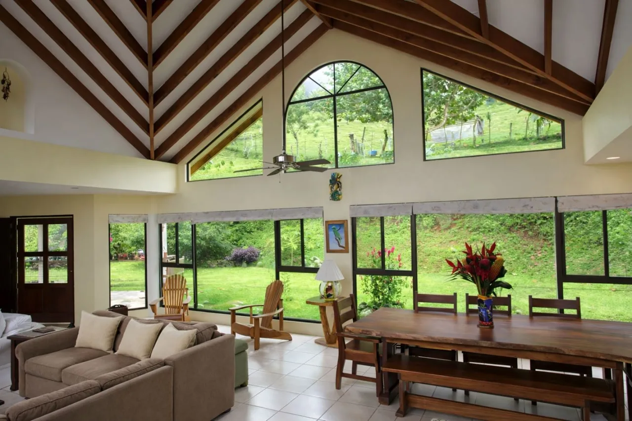 Private Off-Grid-Ready 8.15 Acre Estate with Panoramic Lake Arenal &amp; Volcano Views - Lower Level Apartment, Garage &amp; Workshop, photo 8