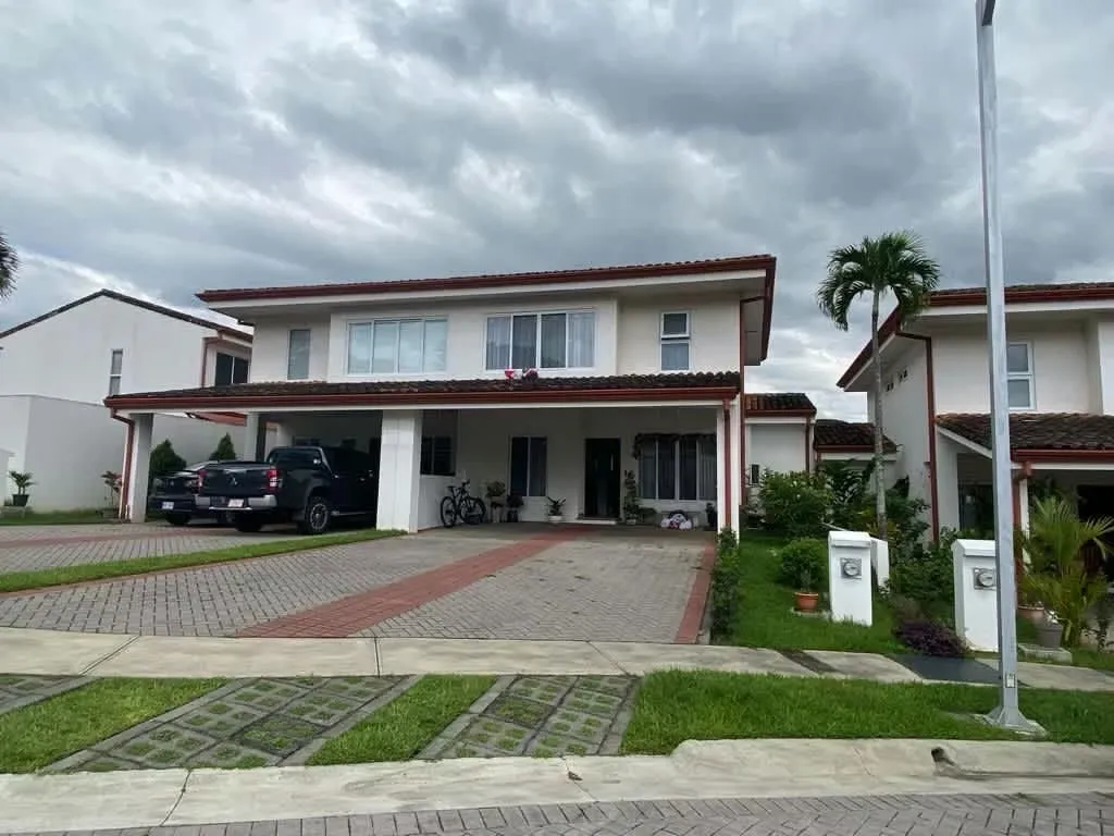 Sale of fine and modern house in Ciudad Colón, in condominium., photo 10