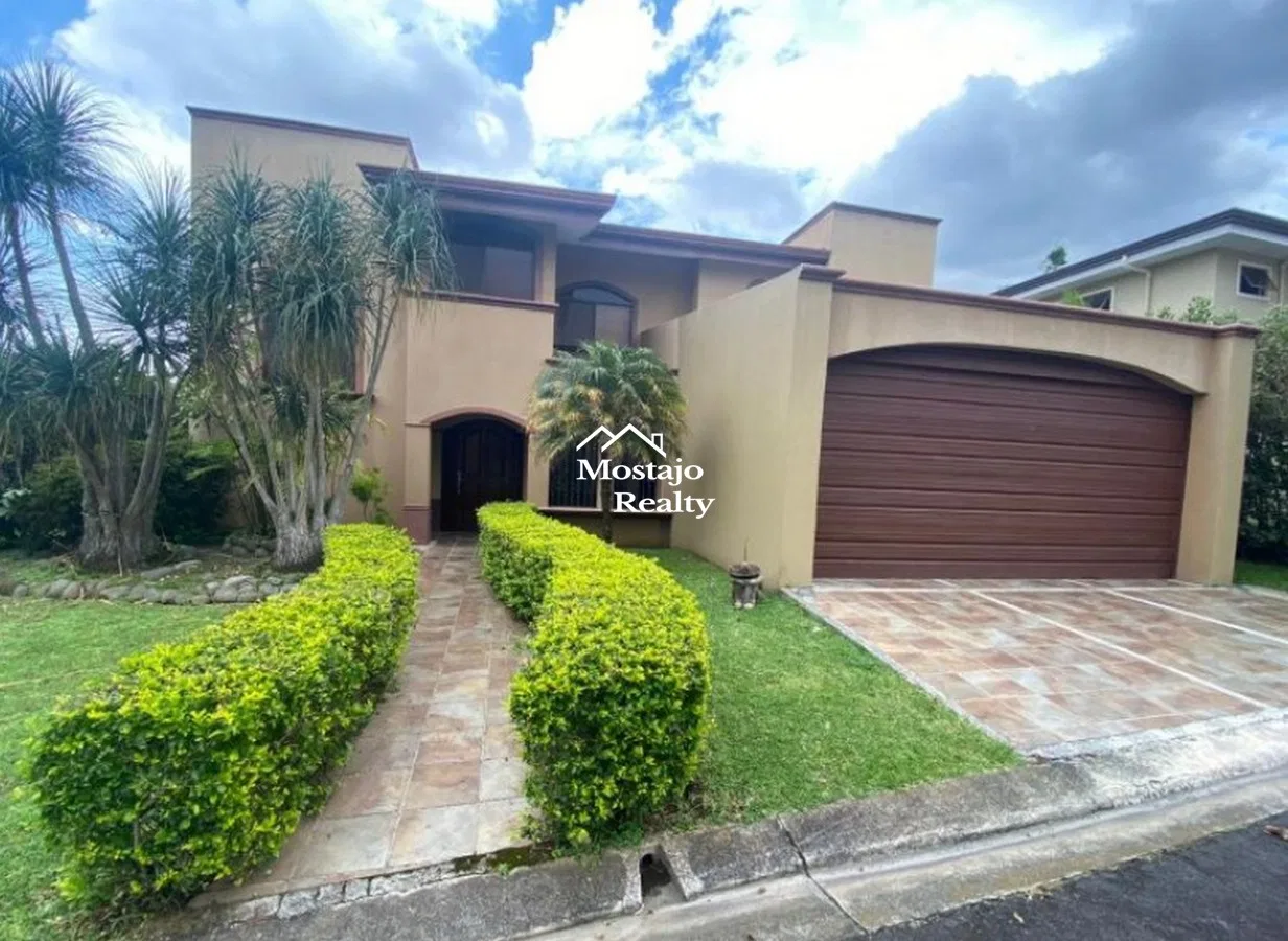 Casa en venta en Residencial Santa Lucía, San Juan de La Unión, Cartago