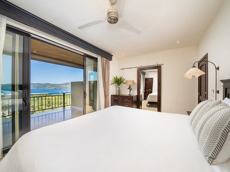 5 Bed Single Family Homes For Sale in Playa Flamingo, photo 11