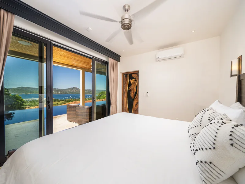 5 Bed Single Family Homes For Sale in Playa Flamingo, photo 7