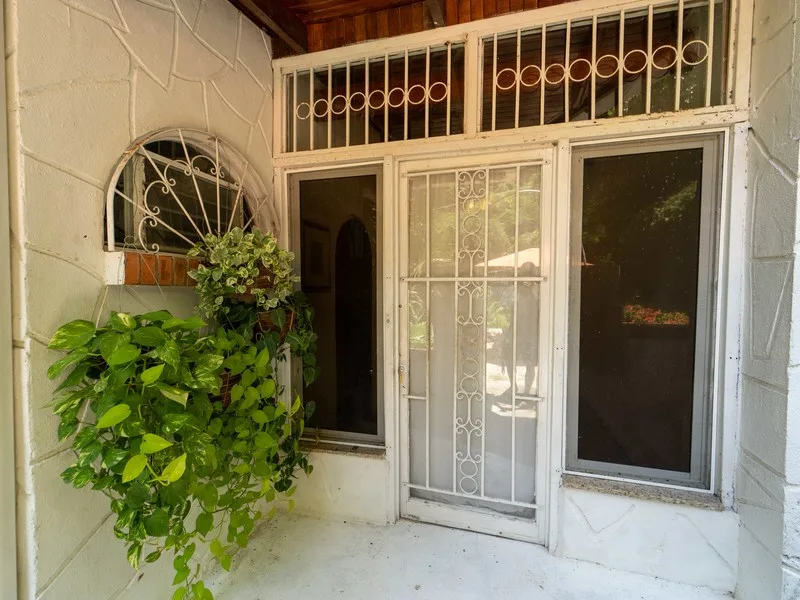 3 Bed Condo For Sale in Samara, photo 3