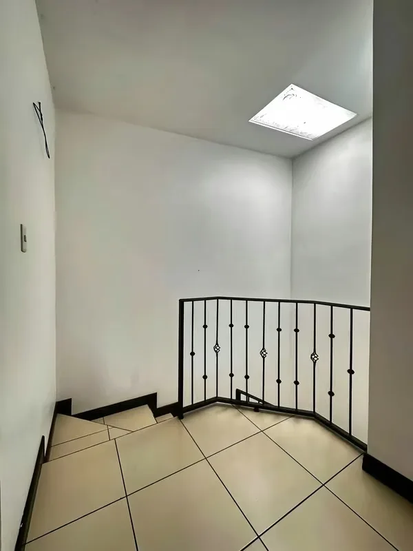 Lindo Apartamento en Alquiler de 2 Plantas en Granadilla, Curridabat - Acepta Mascota, photo 12
