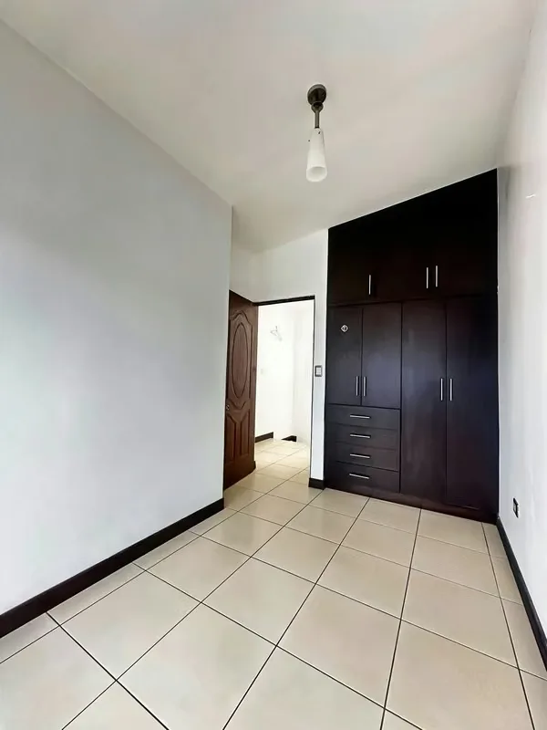 Lindo Apartamento en Alquiler de 2 Plantas en Granadilla, Curridabat - Acepta Mascota, photo 13