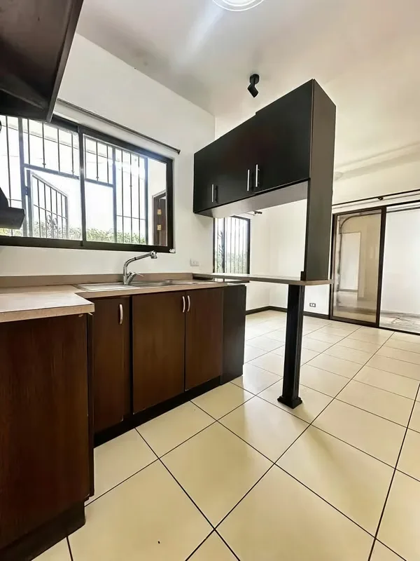 Lindo Apartamento en Alquiler de 2 Plantas en Granadilla, Curridabat - Acepta Mascota, photo 8