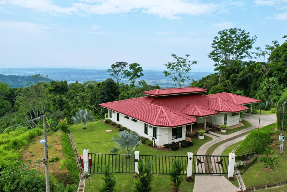 PANORAMIC COASTAL LUXURY HOME WITH OCEAN VIEWS TO DRAKE BAY AND CANO ISLAND – 0.67 ACRES, photo 4