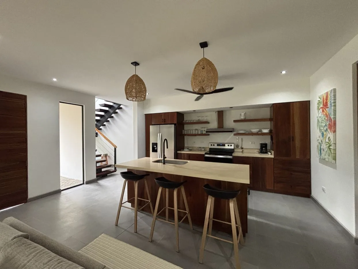 Reconnect in Style: Luxury Jungle Home in the Heart of Uvita - financing available!, photo 3