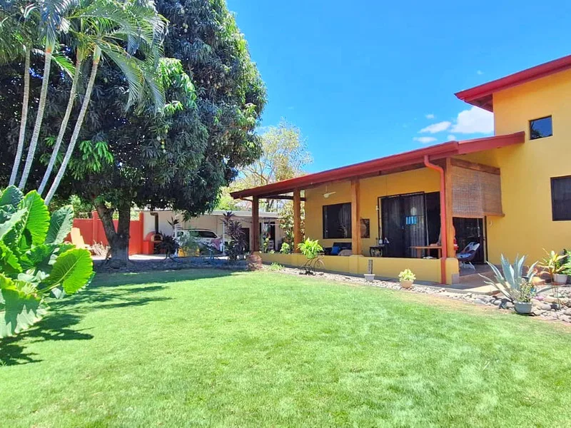 4 Bed Single Family Homes For Sale in Playas Del Coco, photo 2