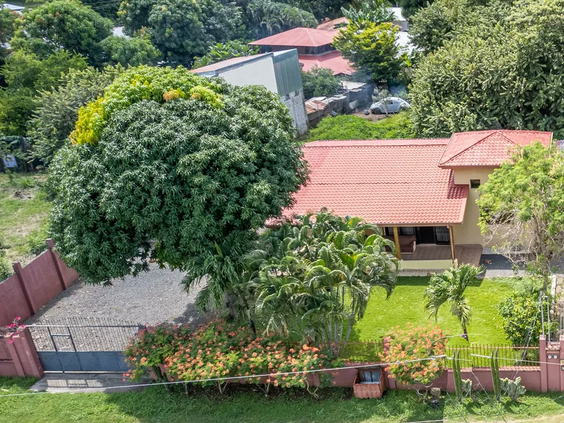 4 Bed Single Family Homes For Sale in Playas Del Coco, photo 3