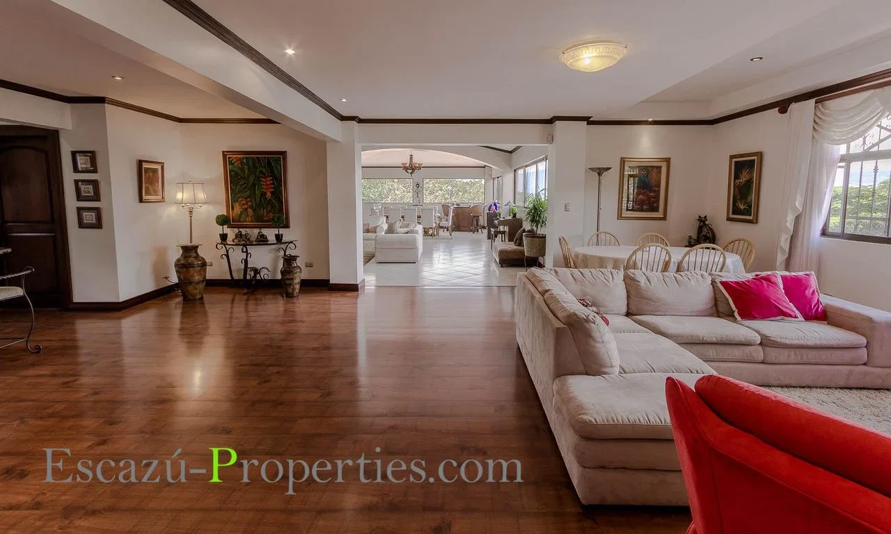 Venta de condominio en Escazú | 2230