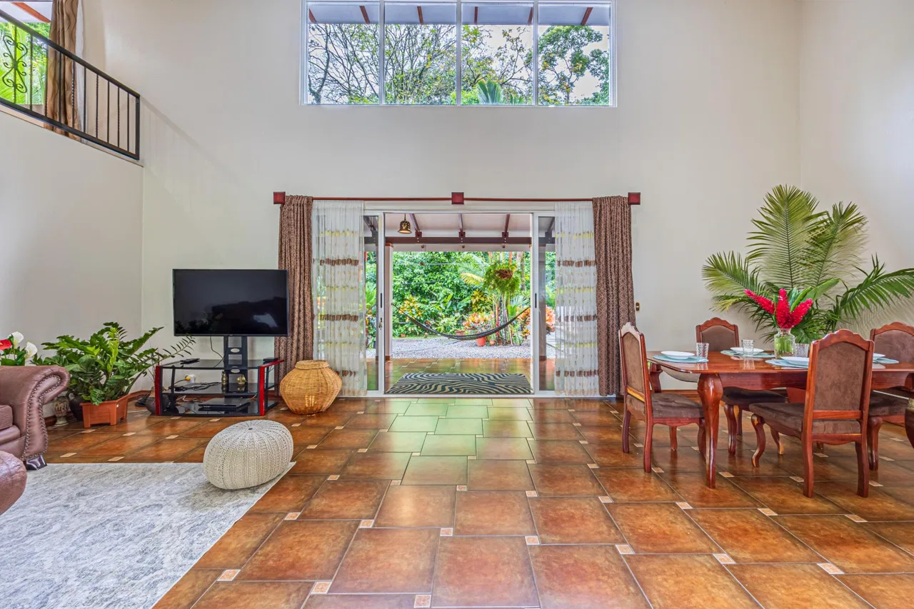 PROPERTY IN THE HEART OF UVITA – 0.12 ACRES, photo 23
