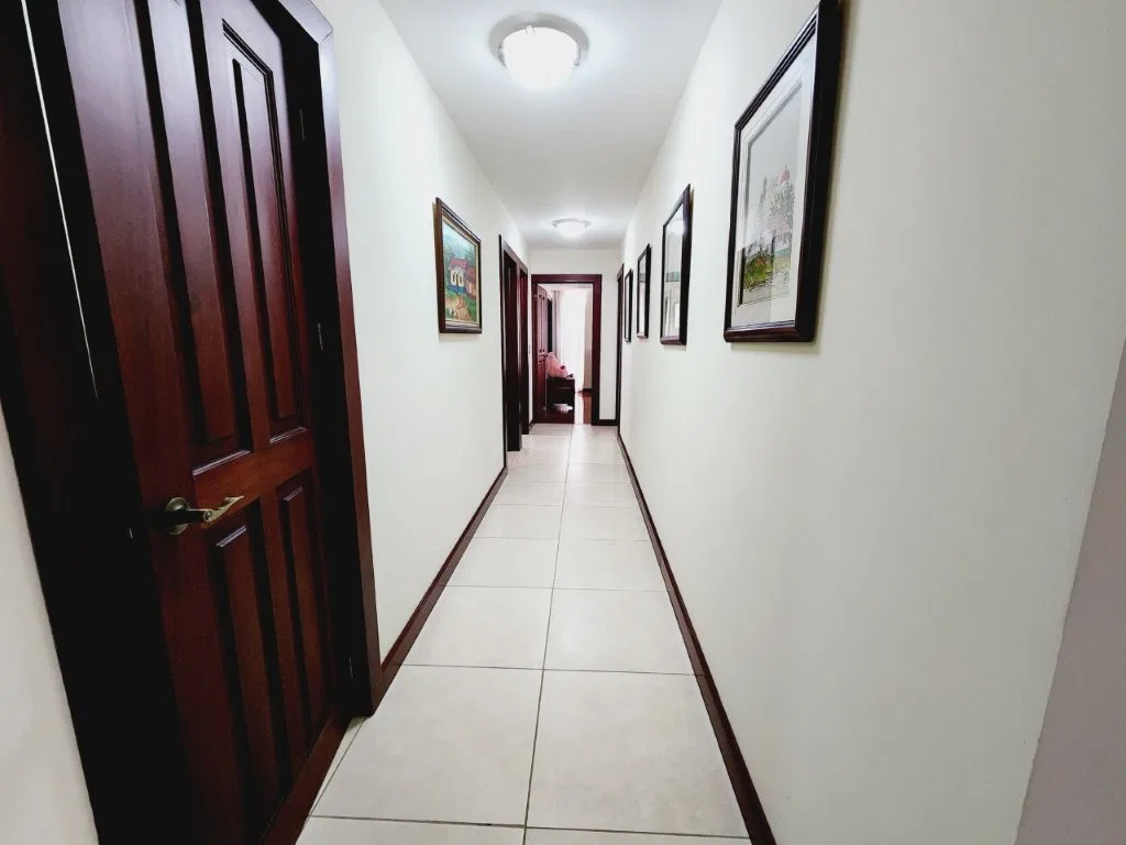 Venta de apartamento, primera planta, condominio, Bello Horizonte, Escazú