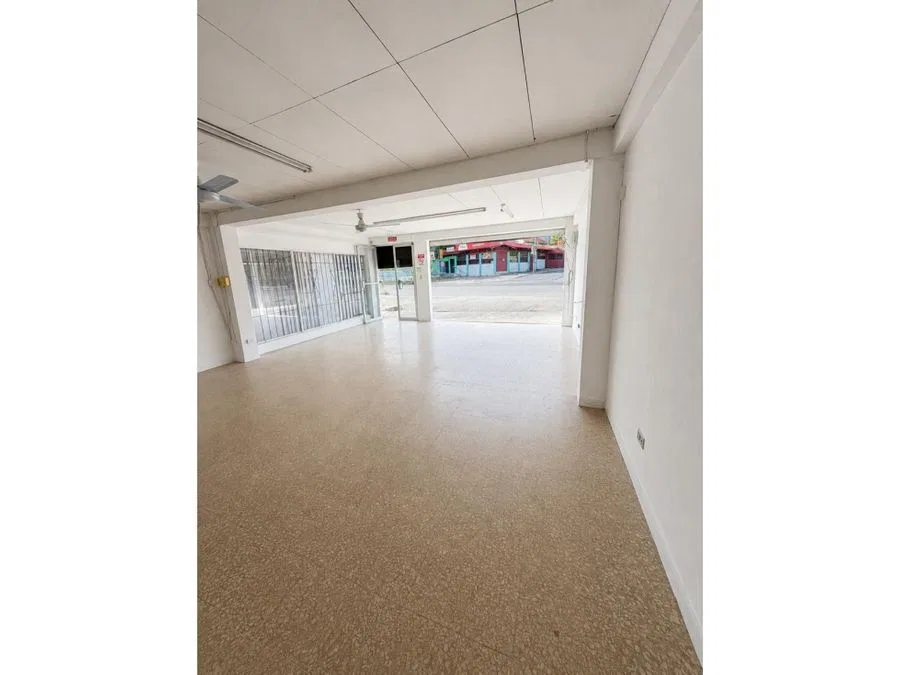 Alquiler de local Comercial / Centro de Piedades de Santa Ana