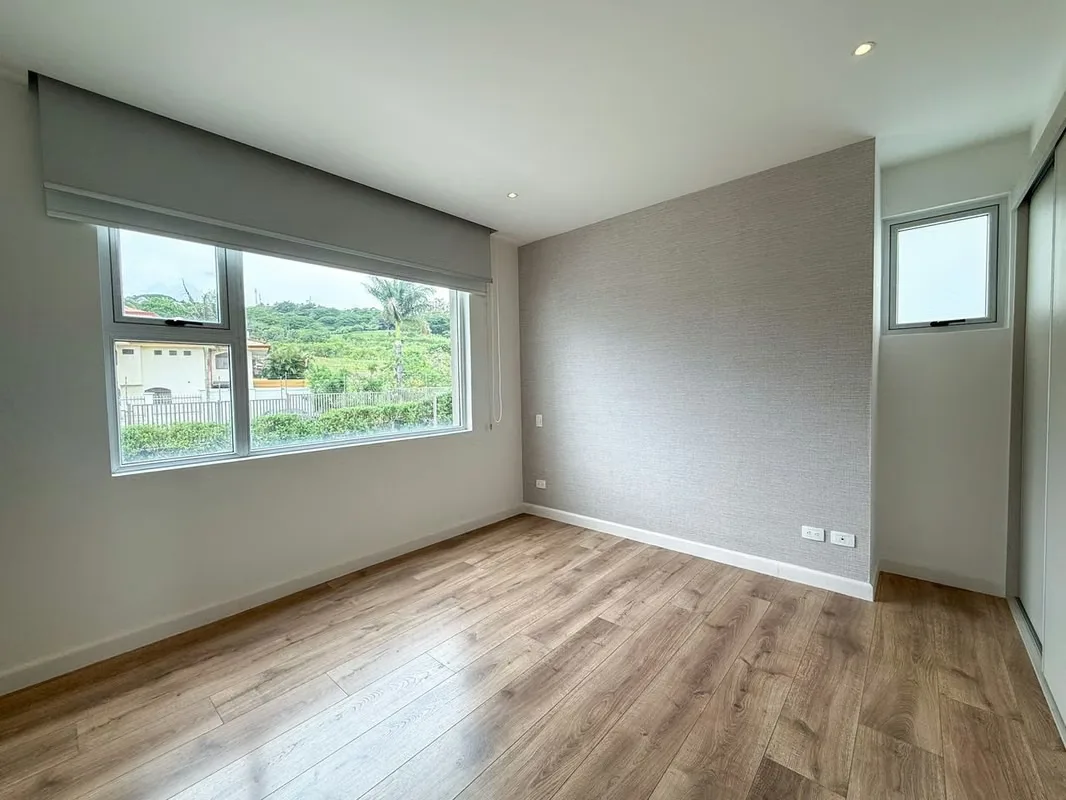 Descubre este elegante apartamento con línea blanca, ubicado en Dukana, un exclusivo condominio de casas y apartamentos., photo 16