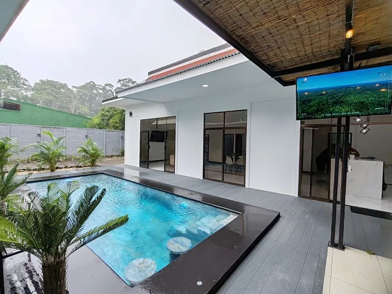 3 Bed Single Family Homes For Sale in Puerto Viejo