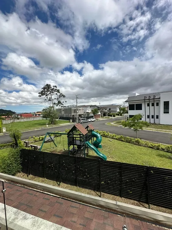 Se vende casa en Condominio Tierras del Este-Lomas de Ayarco - Curridabat, photo 6