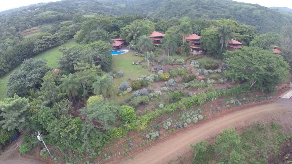 A real paradise for a family seeking privacy and independence!, photo 3