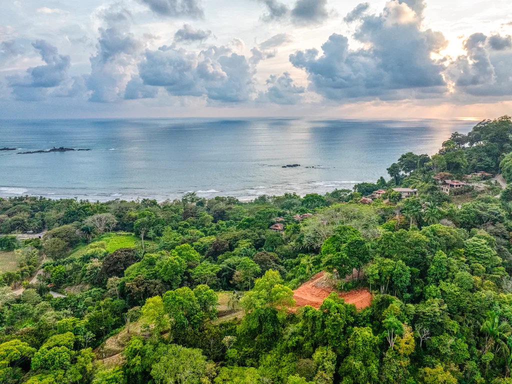 RESIDENCIAL OCEAN VIEW & COMMERCIAL PROPERTY NEAR THE BEACH, photo 20