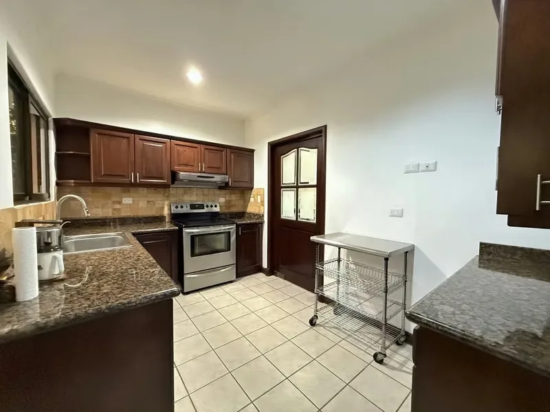 Casa Familiar Amueblada en Alquiler en Santa Ana | Condominio Puerta de Hierro ID24043, photo 7