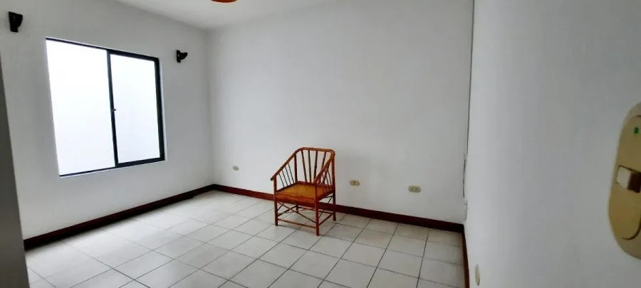 Casa en Venta en Trejos Montealegre, Escazú RAH #23182 - Venta en Escazú, photo 2