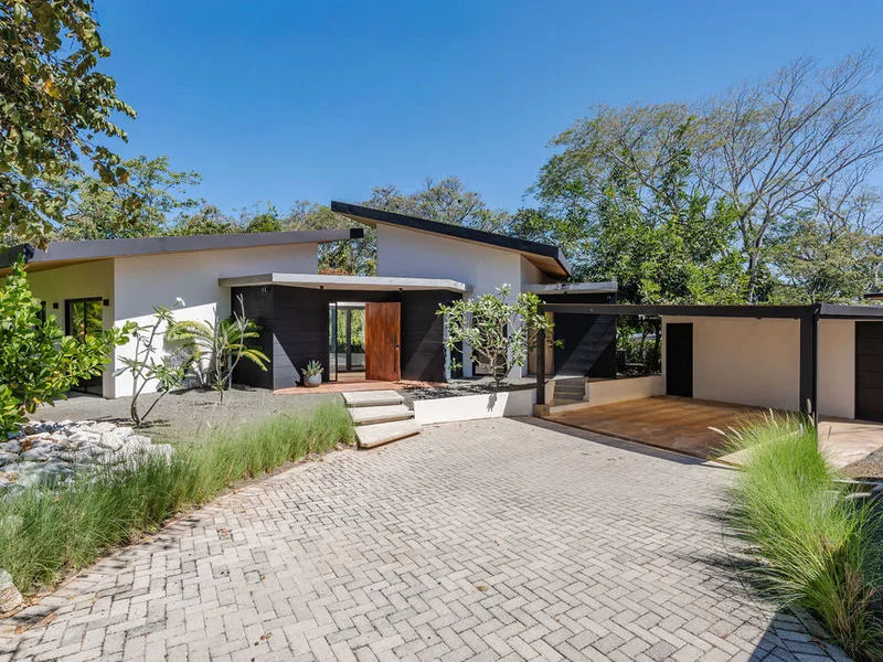 3 Bed Single Family Homes For Sale in Playa Grande, photo 2
