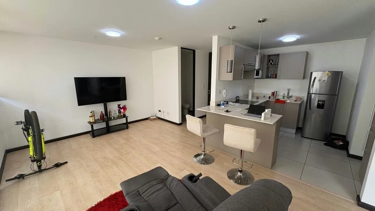 Apartamento en venta ubicado en Sabana Sur, Mata Redonda, con una distribución funcional en un solo nivel y 77 m2 de construcción, ideal para quienes buscan comodidad, ubicación y ..., photo 3