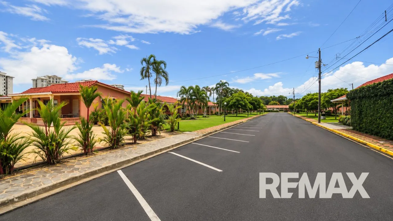 Newly Remodeled Beach Condo | Prime Rental Investment, photo 10
