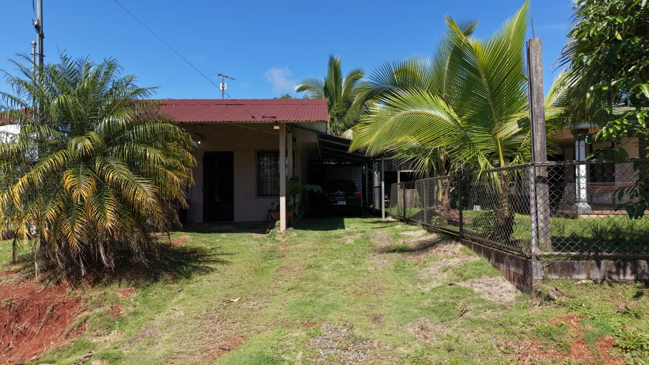VENTA DE CASA CON LOTE DE 3.494 M2 EN TRES RIOS DE VOLCAN, BUENOS AIRES DE PUNTARENAS, photo 2