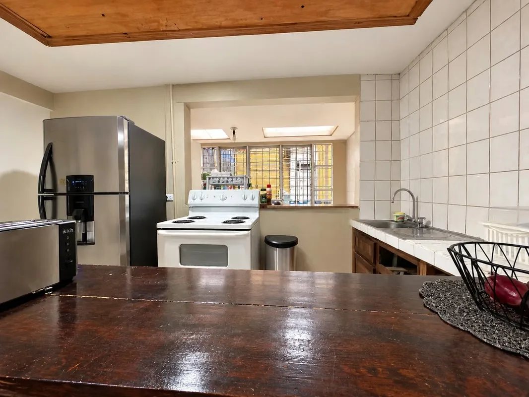 Single-story home with a spacious attic, located in La Pacífica, San Francisco de Dos Ríos, in a residential area with excellent access to shops, services, and recreational ..., photo 5