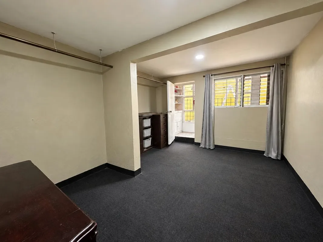 Single-story home with a spacious attic, located in La Pacífica, San Francisco de Dos Ríos, in a residential area with excellent access to shops, services, and recreational ..., photo 8