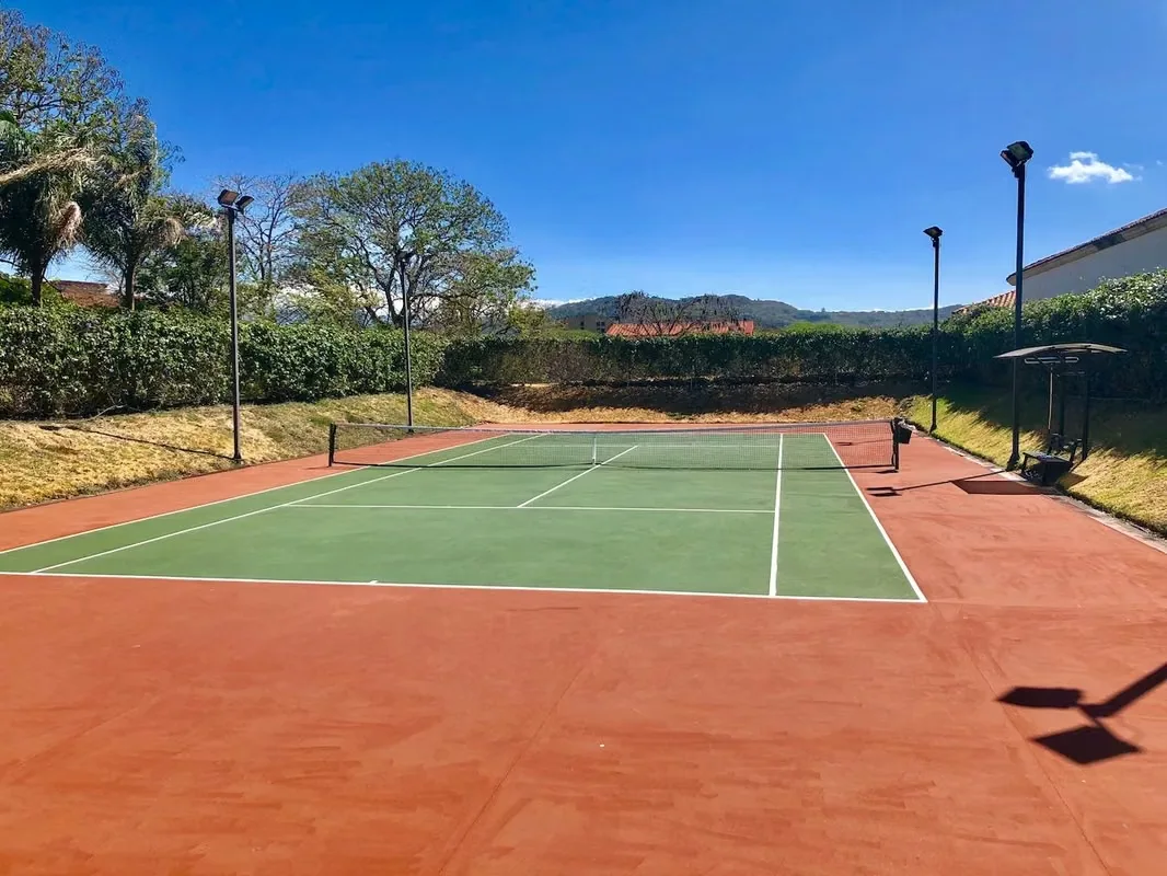 Esta hermosa casa en Hacienda del Sol ofrece un estilo de vida exclusivo en una de las comunidades residenciales más reconocidas de la zona oeste., photo 2