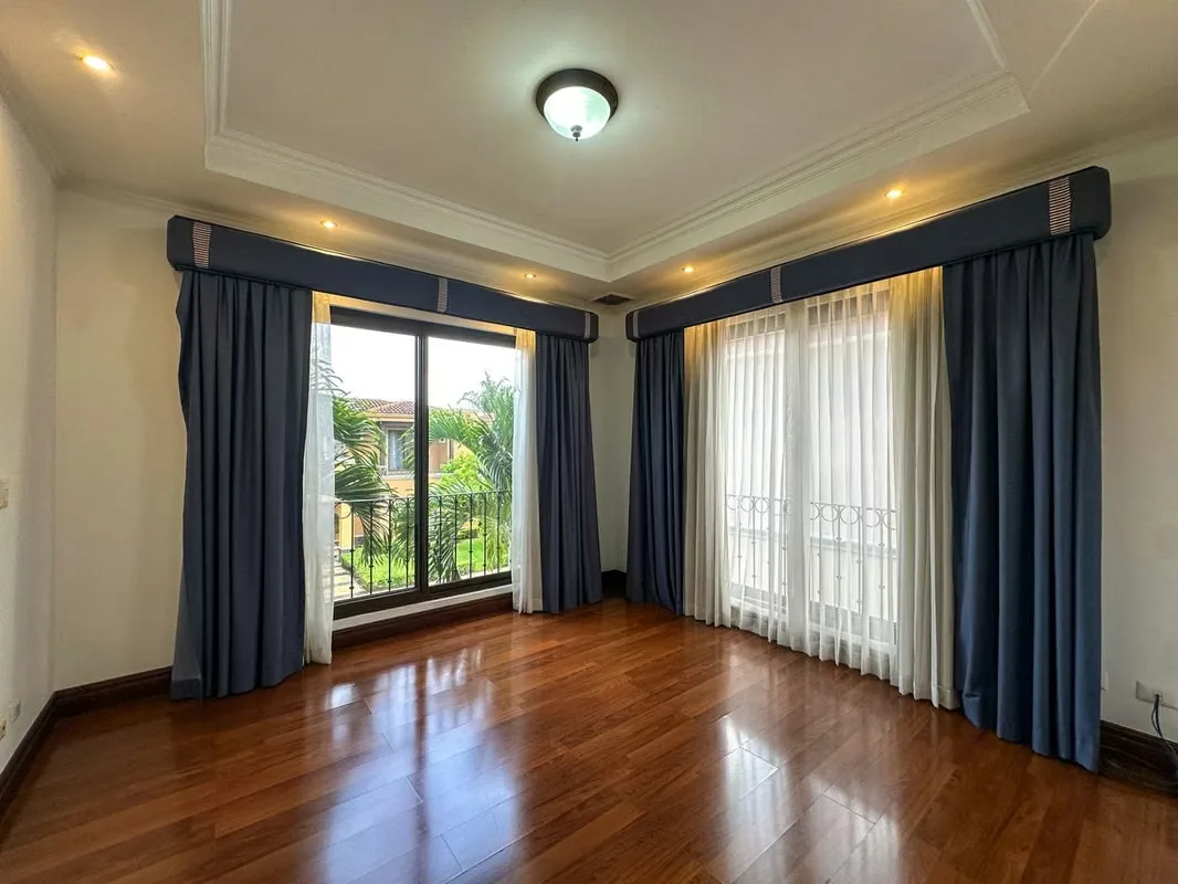 Esta hermosa casa en Hacienda del Sol ofrece un estilo de vida exclusivo en una de las comunidades residenciales más reconocidas de la zona oeste., photo 15