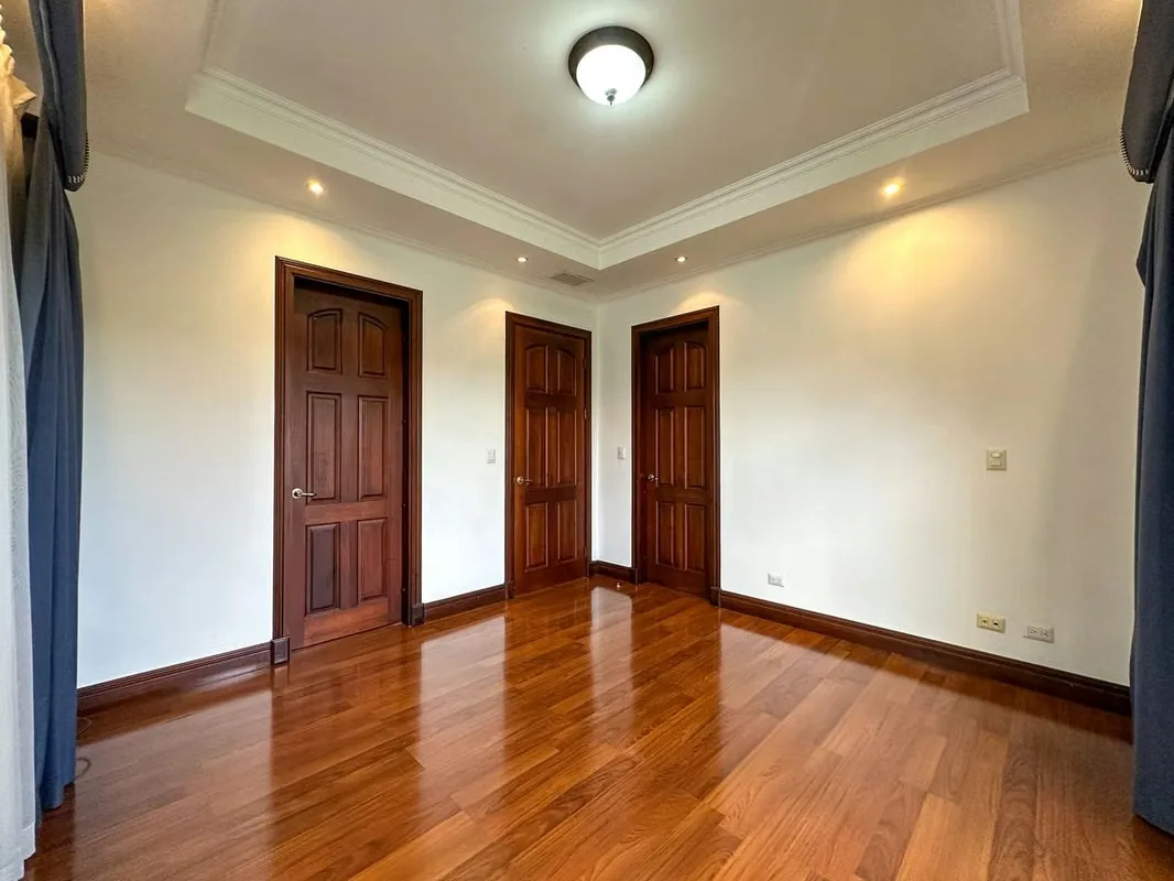Esta hermosa casa en Hacienda del Sol ofrece un estilo de vida exclusivo en una de las comunidades residenciales más reconocidas de la zona oeste., photo 16