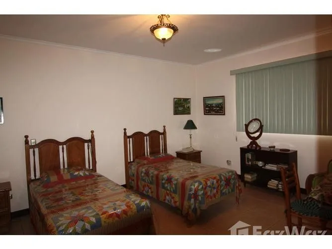 5 Bedroom House for Sale in Goicoechea, San Jose for $750,000, photo 4