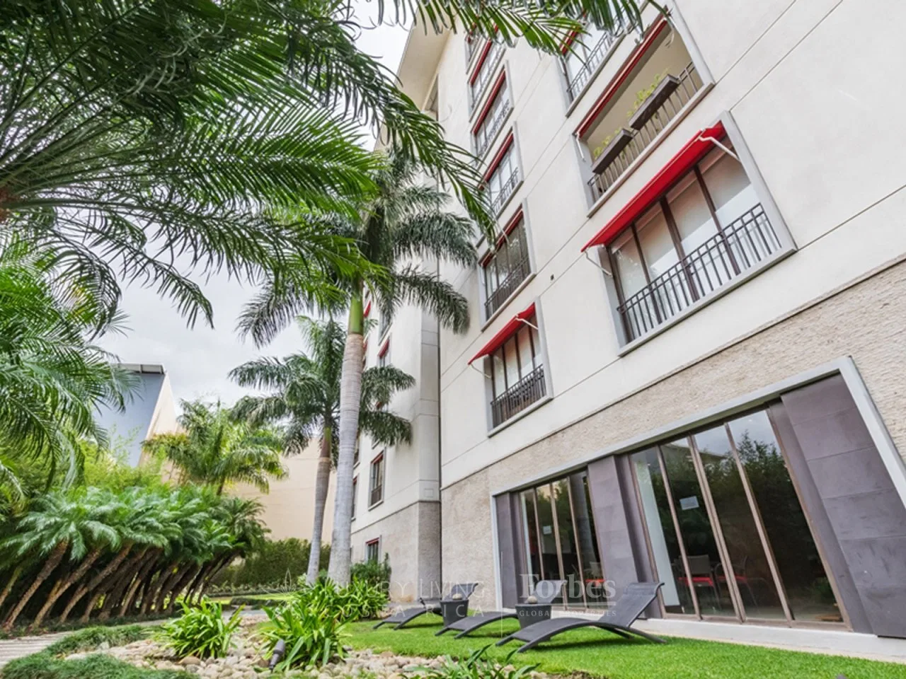 Quator Luxury Apartment en lujoso proyecto en Escazu