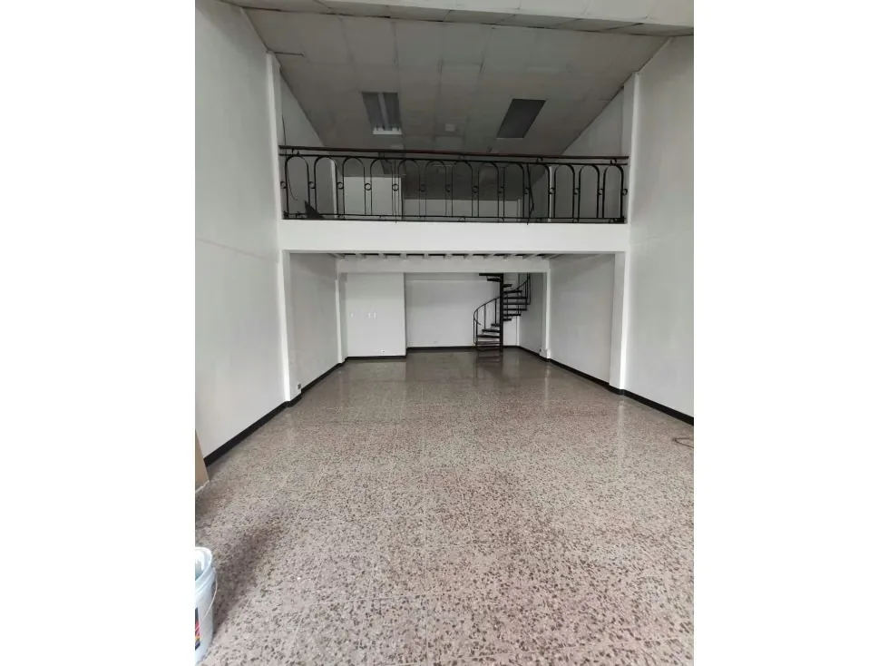 Este local comercial para alquiler se encuentra ubicado en una zona estratégica de Costa Rica, ofreciendo una excelente oportunidad para tu negocio. Con una área construida de 90.0 ...