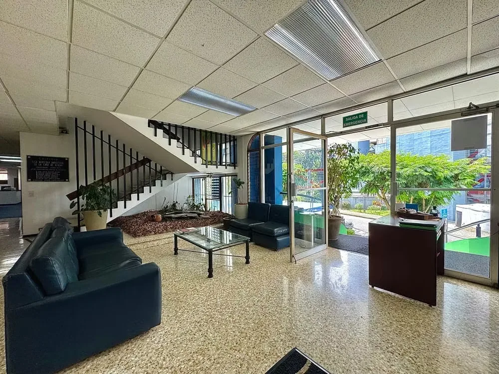3-story building for sale in Goicoechea., photo 16