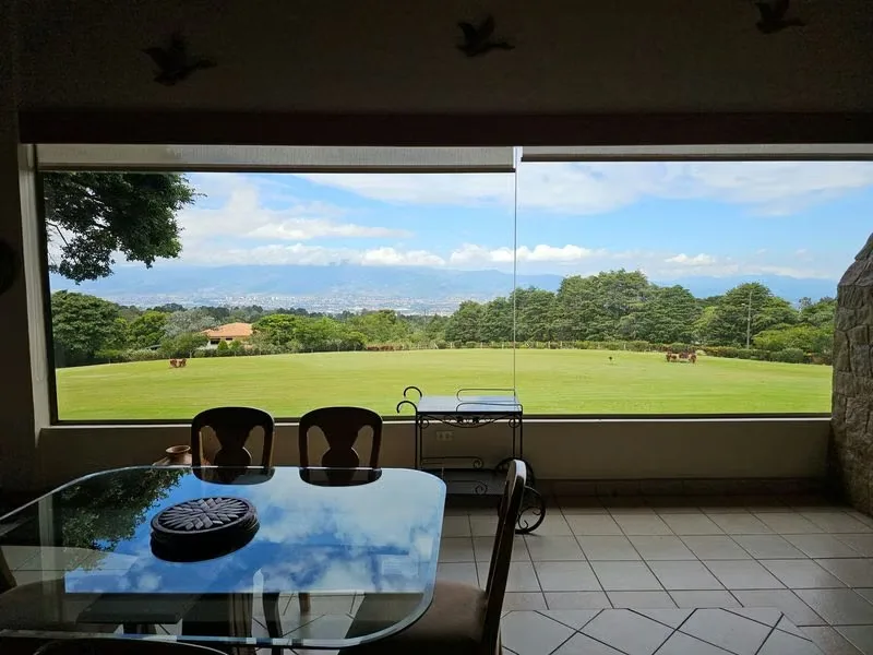 Perched in the cool, crisp highlands of San Rafael, Heredia, this premier 4.5-acre mountain sanctuary offers absolute privacy, fine timber craftsmanship, and sweeping 180-degree views ...