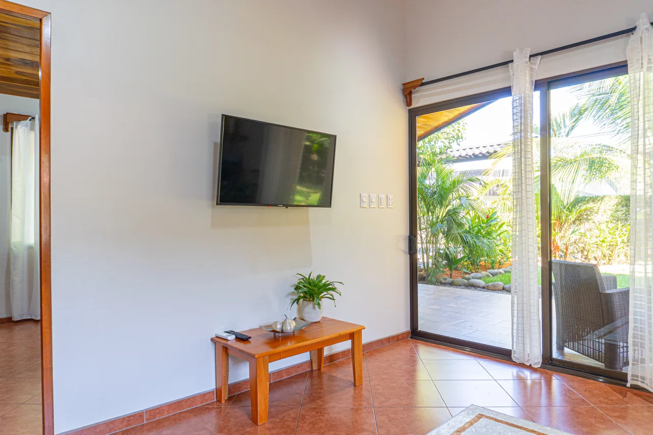PROPERTY WITH TWO BEDROOM NEAR TO THE SHOPS, IN BAHIA BALLENA – 0.12 ACRES, photo 13